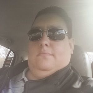 Meet your Posher, Luis